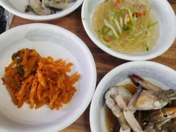 향긋한 파채에 감싸 먹는 안양 돼지갈비, 가성비 넘치는 행복한 맛집 기행