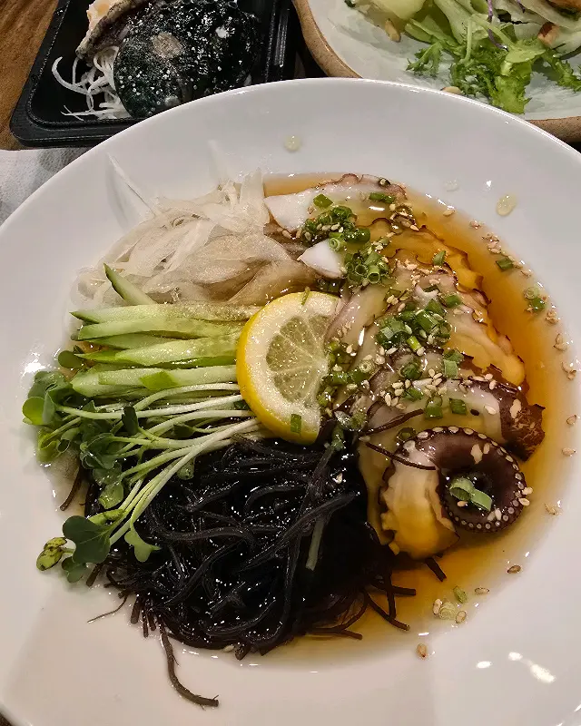 어서옵쇼 내부 인테리어