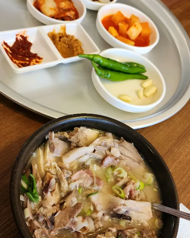 새길돼지국밥 기본 반찬
