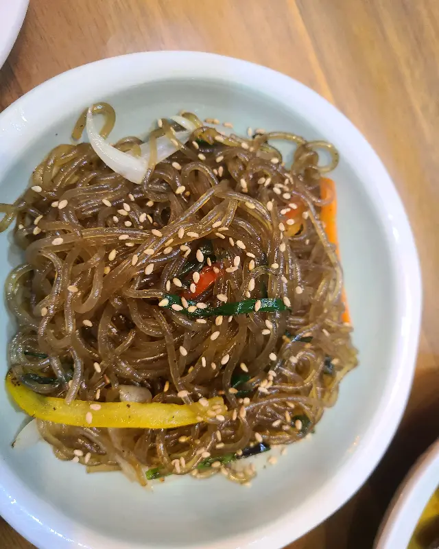 윤기가 흐르는 잡채