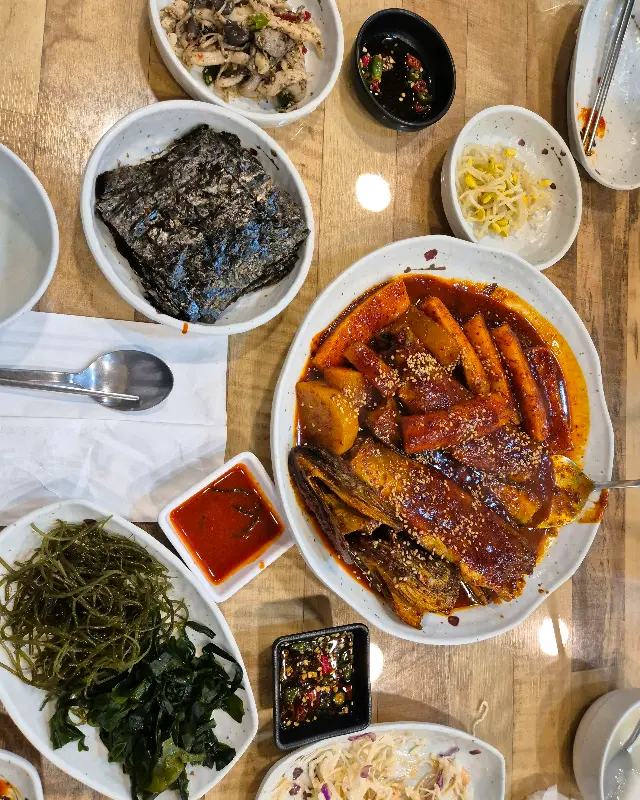 깔끔한 매장 내부