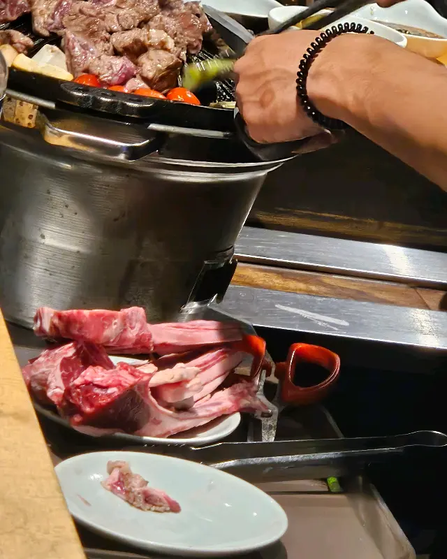 양고기 굽는 모습