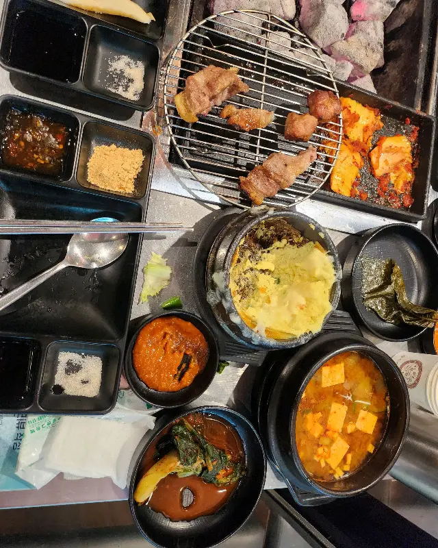 폭탄 계란찜과 된장찌개