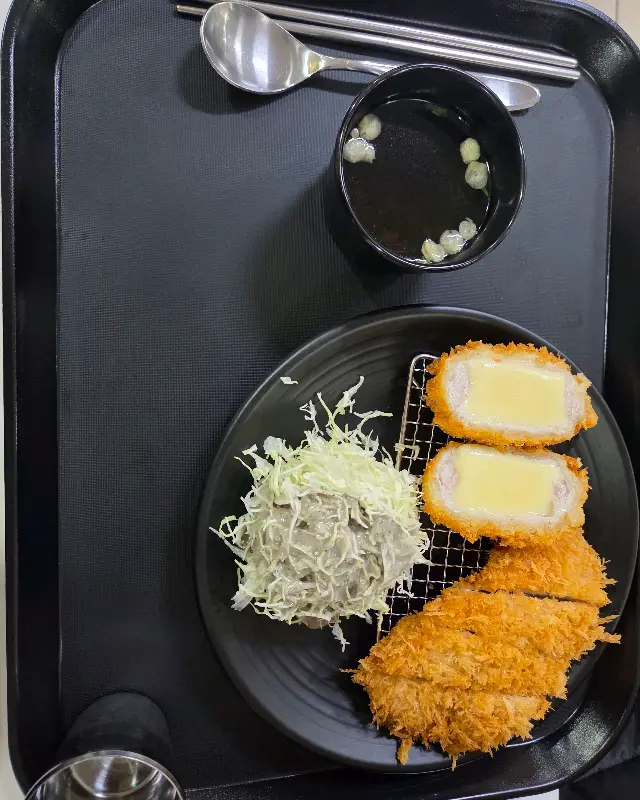 입 안 가득 퍼지는 치즈의 풍미