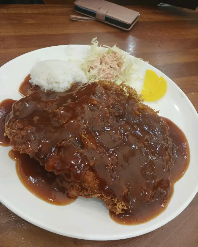 돈까스 단독 샷