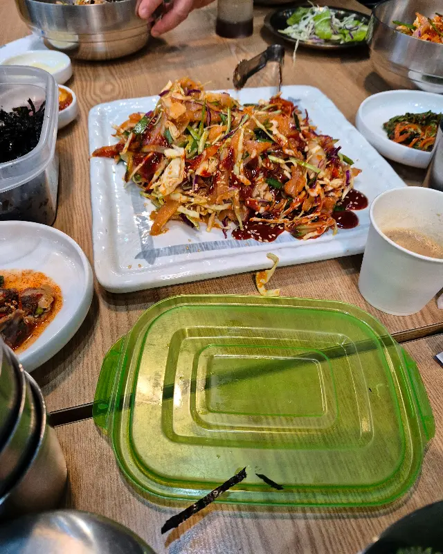 깔끔한 포장 용기