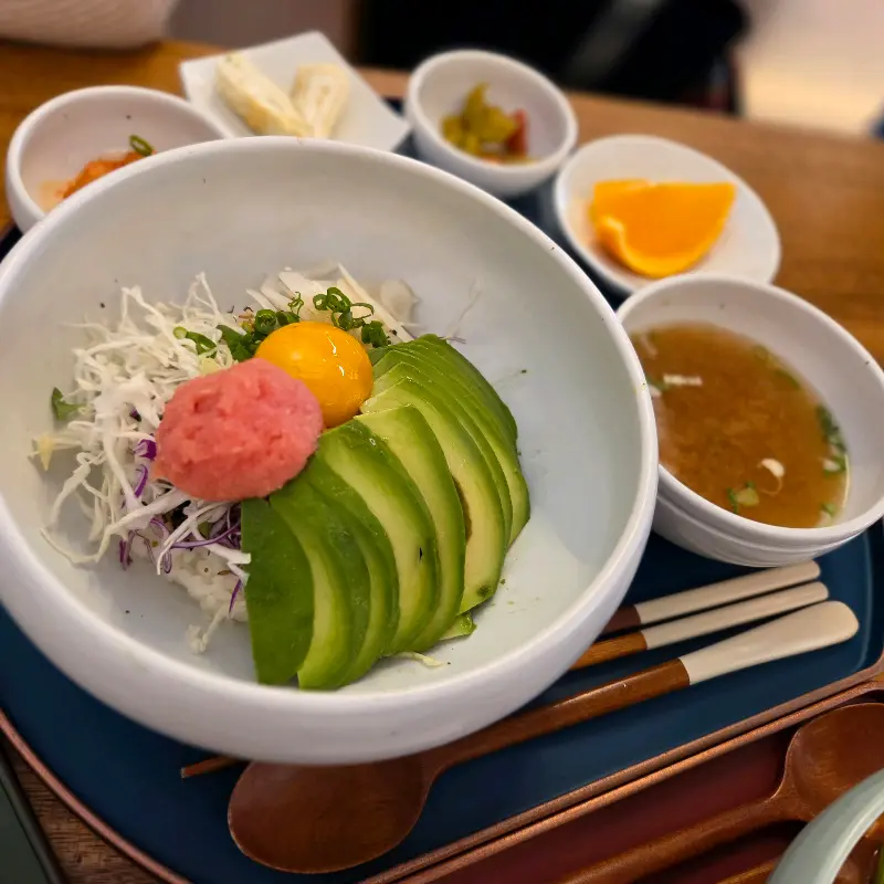 명란 아보카도 비빔밥