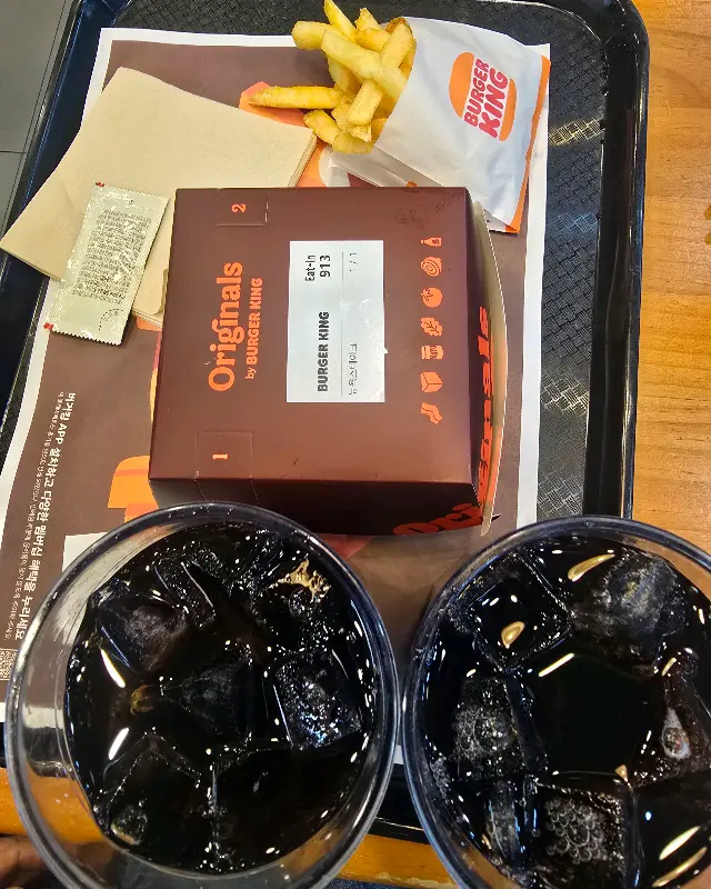 콜라와 감자튀김