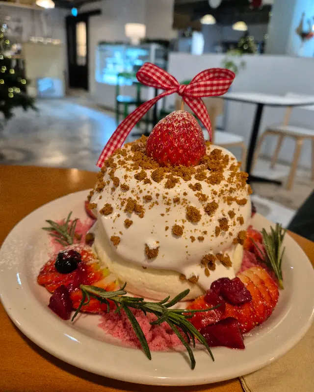 유어사이드의 딸기 수플레