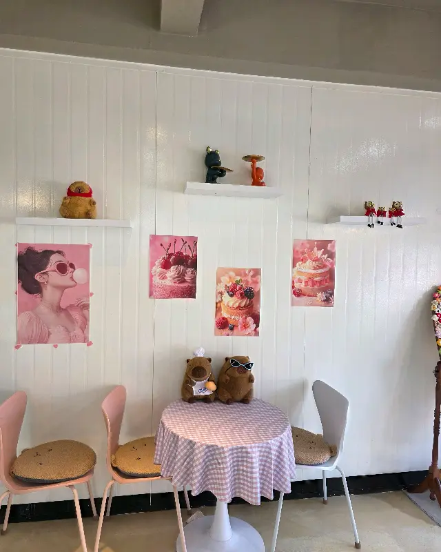 미미빵집 내부 인테리어