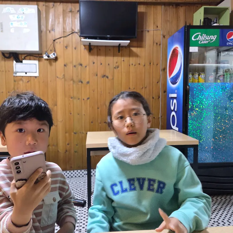 봉그랑김밥 내부