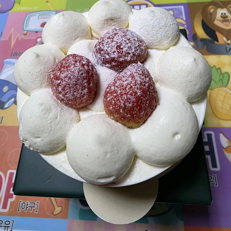 딸기 프레지에의 아름다운 자태