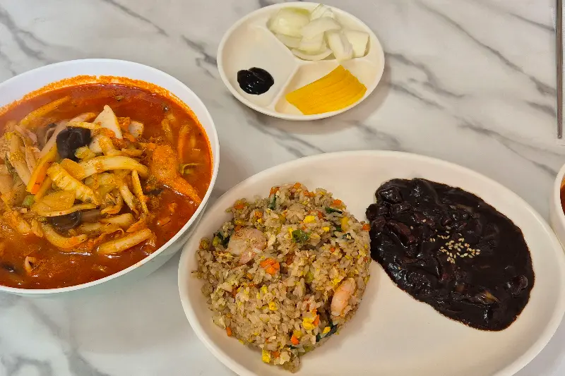 볶음밥, 짜장, 짬뽕 한 상