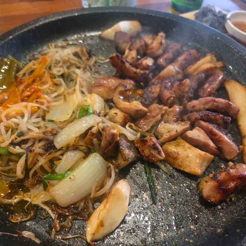 맛있게 익어가는 곱창