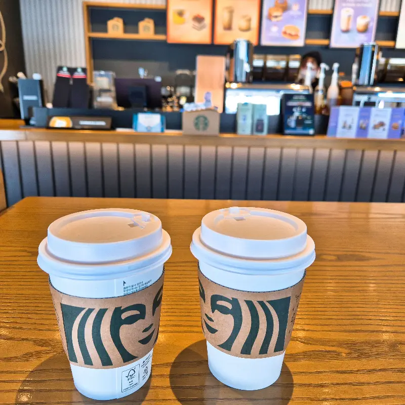 스타벅스 증평점 내부