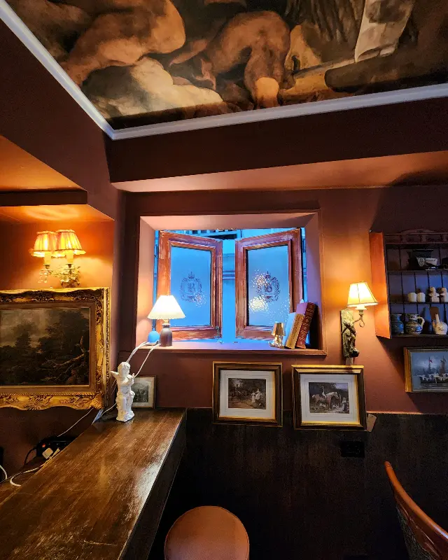 브루크 성수 내부 인테리어