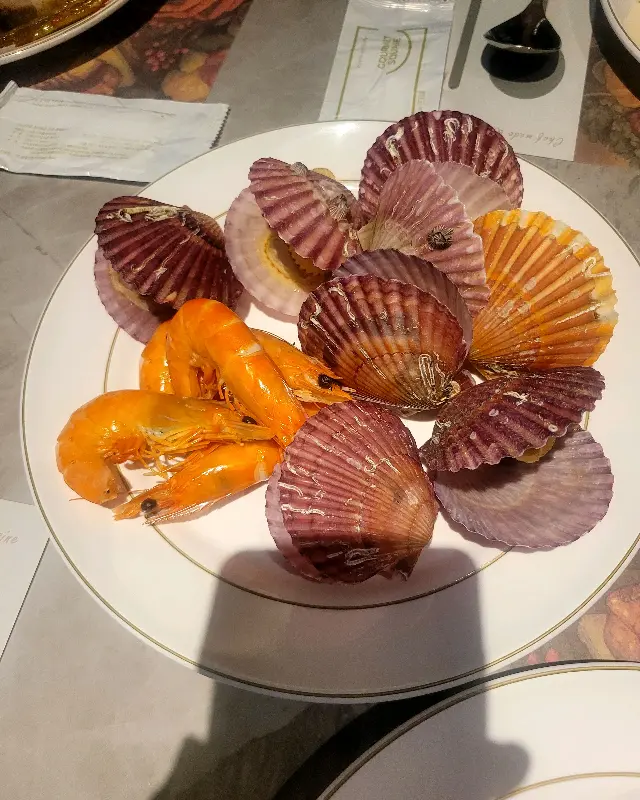 싱싱한 해산물, 새우와 홍가리비