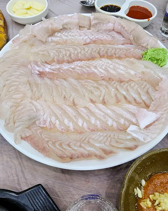 모듬회 한 상차림