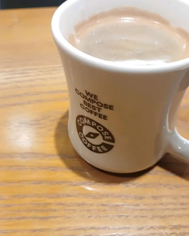 따뜻한 아메리카노