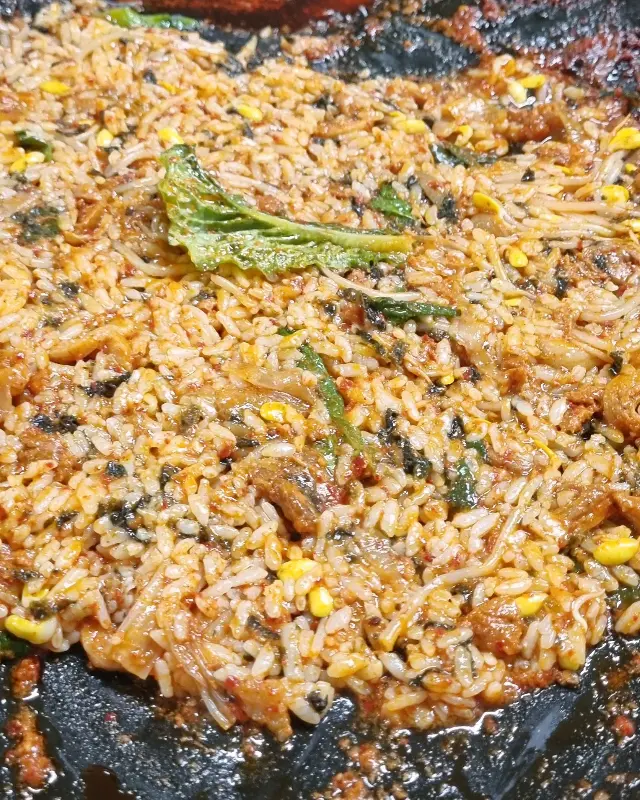 오리 기름에 볶아진 볶음밥