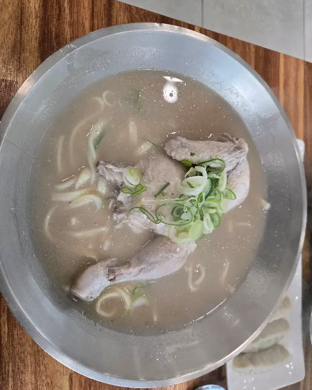 언양닭칼국수