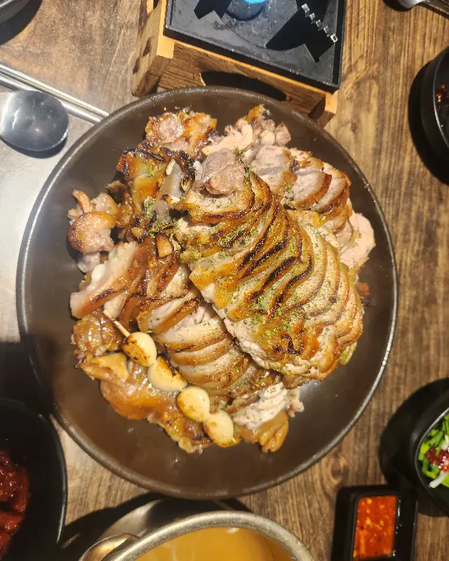 화덕 족발 메인 이미지