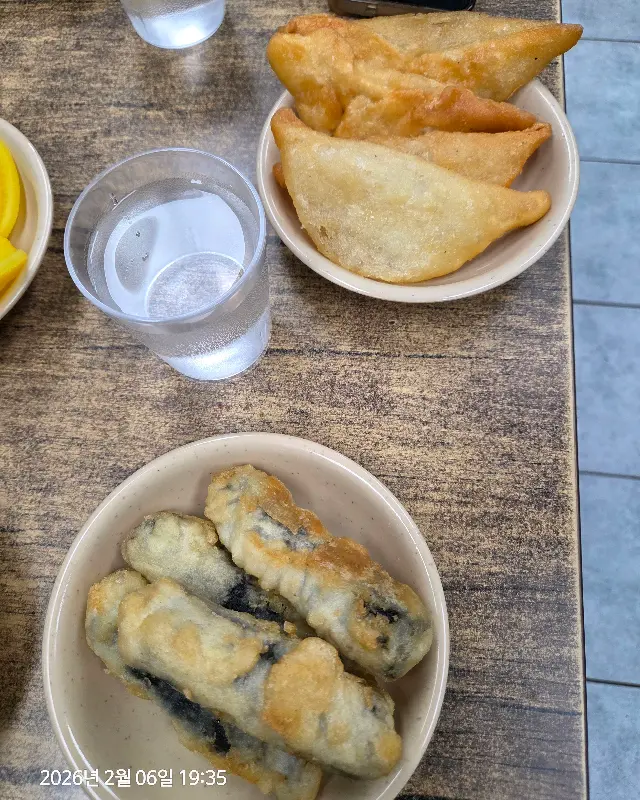 필수 메뉴 야끼만두