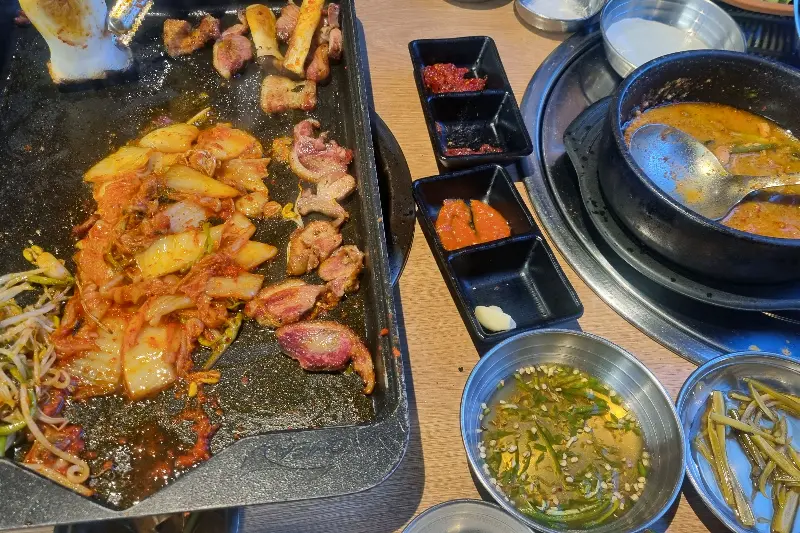 생오리와 오리주물럭