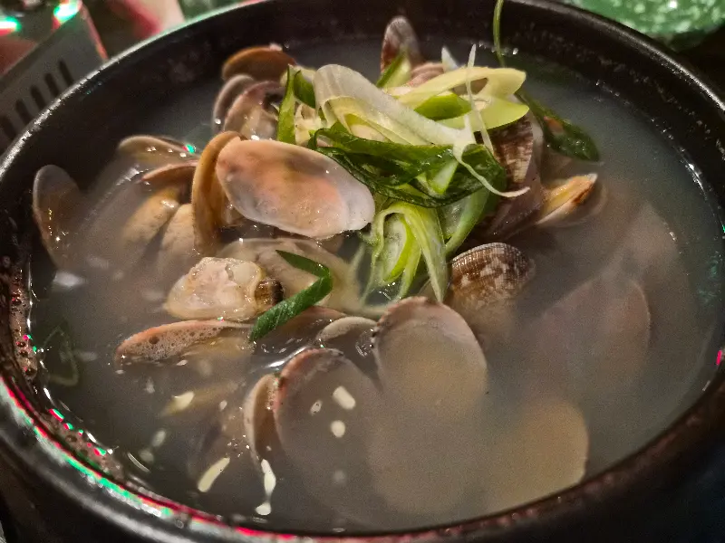 시원한 조개탕