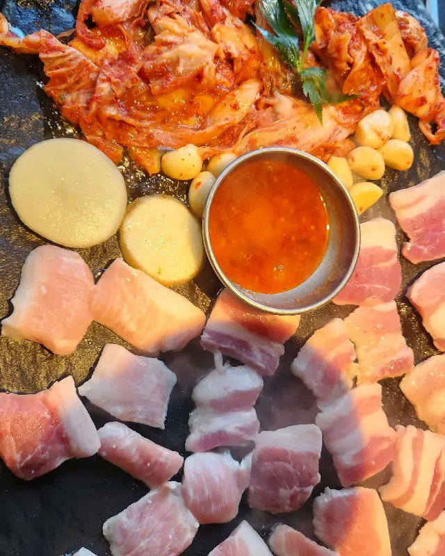 돌판 짜파게티의 비주얼