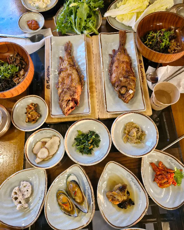 마니산산채 일산점 한상차림 항공샷