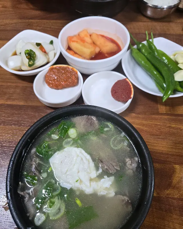 평남식당 곰탕