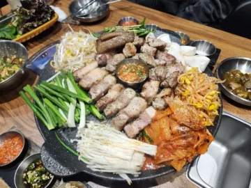 미각 연구원의 양산 미식 실험: 육덕돼지에서 발견한 완벽한 구이 맛집