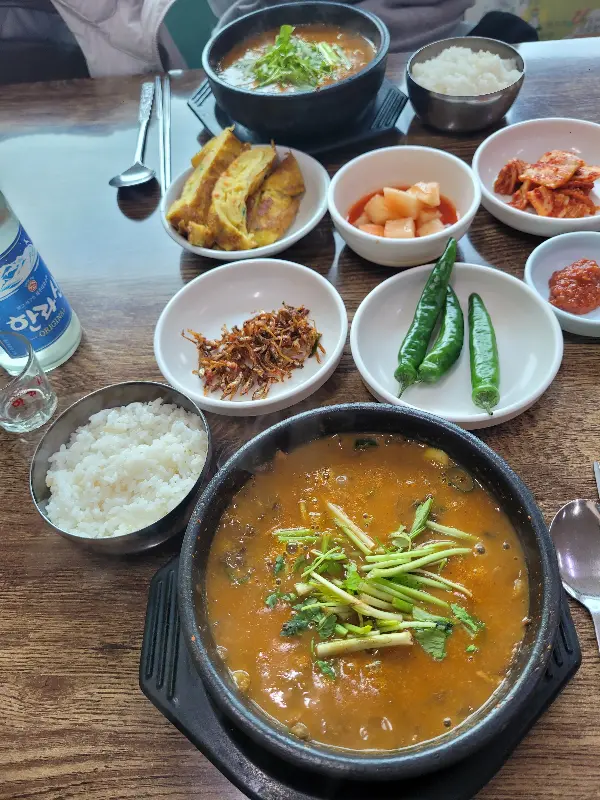 푸짐한 한 상 차림