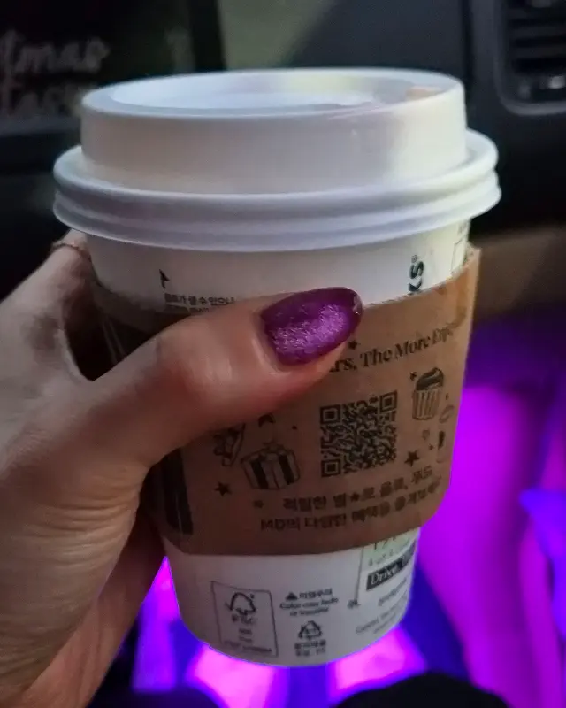 따뜻한 커피 한 잔