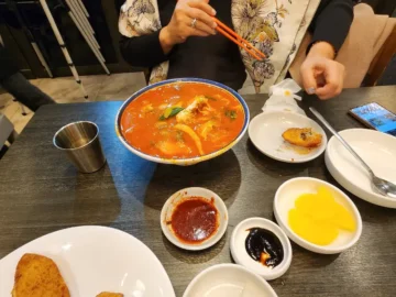 Yo! 서귀포 힙스터들의 성지, 덕성원에서 맛보는 짜릿한 도민 맛집 랩소디