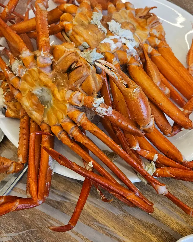 먹음직스러운 홍게