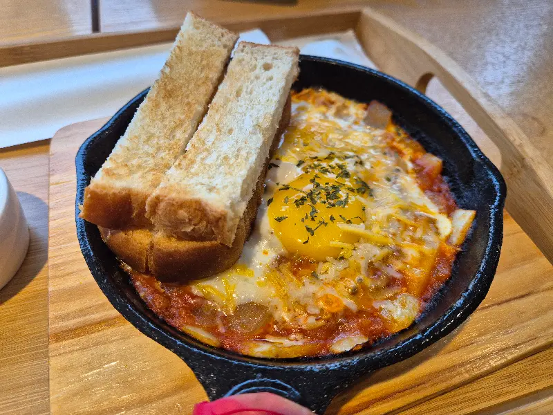 에그인헬 브런치