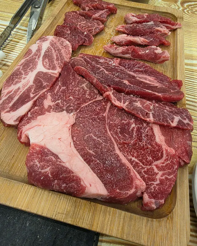 다양한 부위의 소고기 모듬