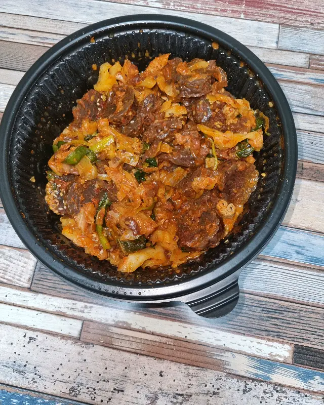 포장된 순대곱창볶음