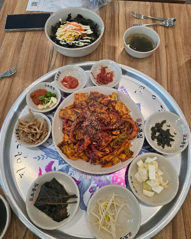 푸짐한 오봉집 한상차림