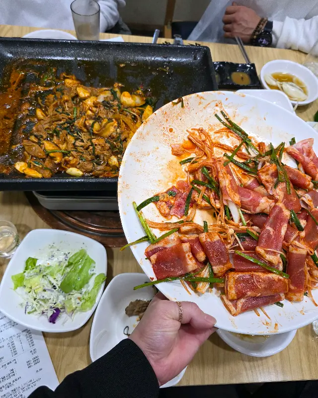 오리불고기 한 상 차림