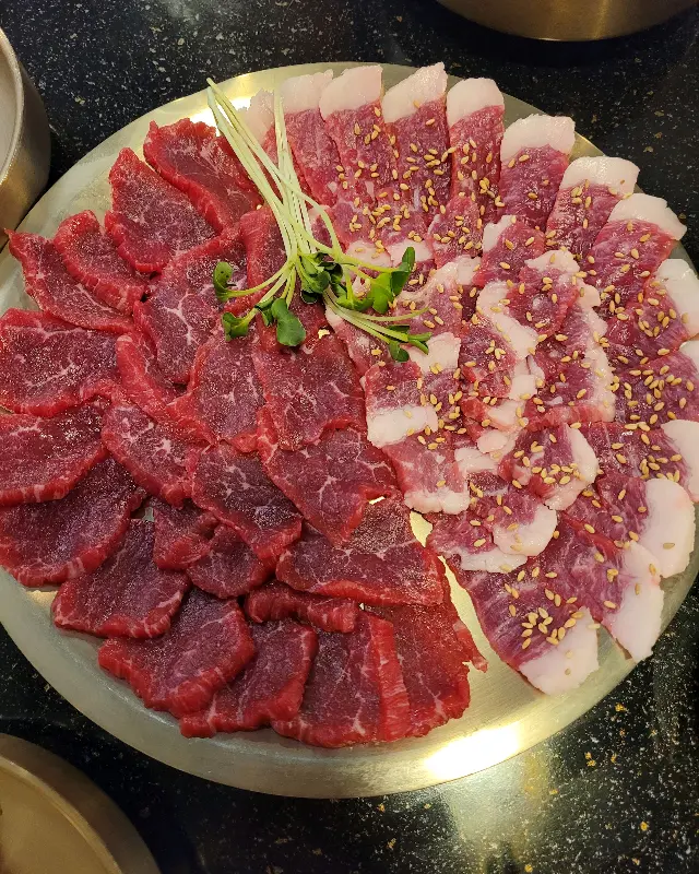 생고기와 뭉티기