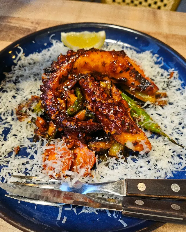 먹음직스러운 뽈뽀