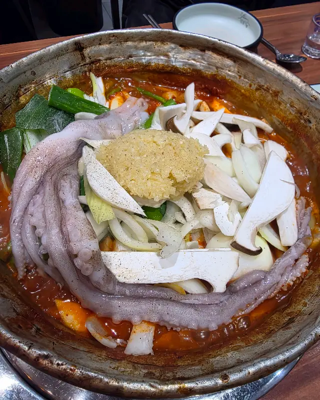 곱도리탕 속 낙지