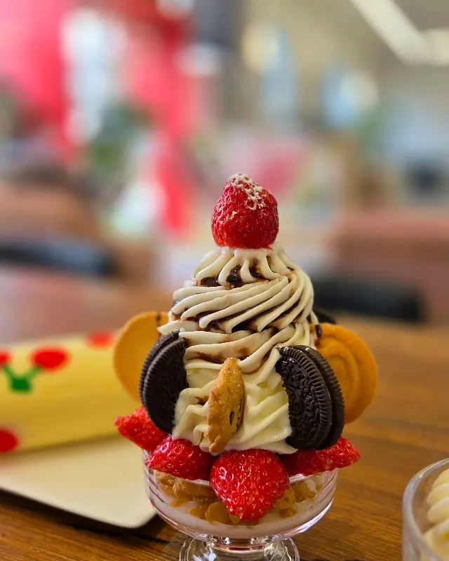 딸기 아이스크림 파르페