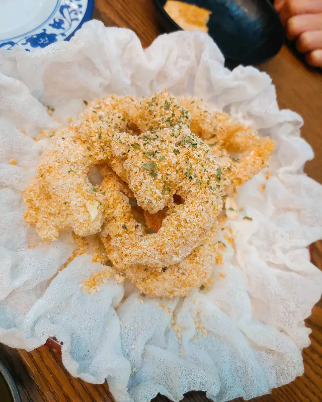 겉은 바삭하고 속은 촉촉한 크림새우