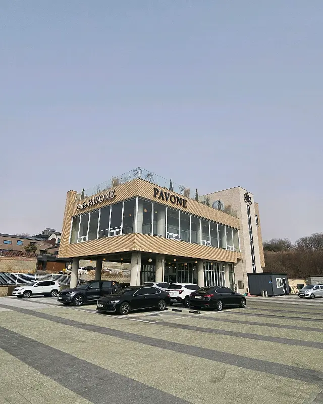 파보네 카페 외관