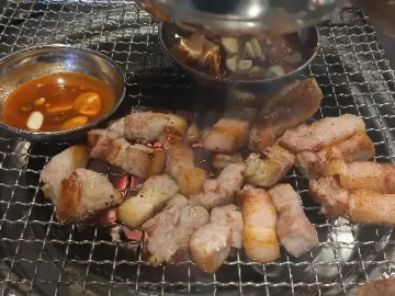 경산 사람이라면 무조건 안다는 그 곳! 중산동 고기 맛집 “박대박 왕소금구이”, 오늘 저녁 무조건 여기서!