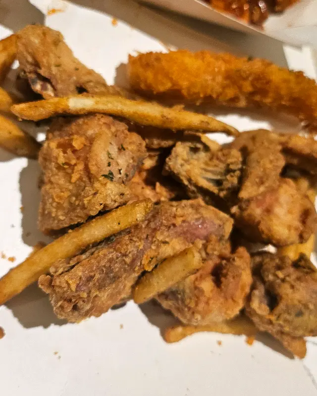 겉바속촉의 정석, 후라이드 치킨